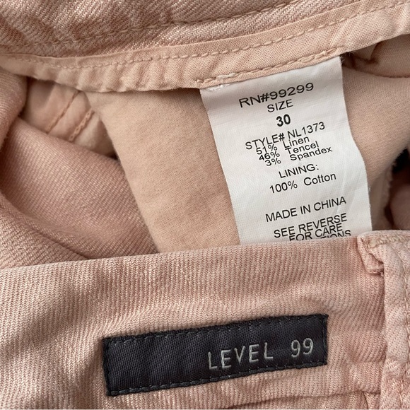Level 99 Neutral Pink Linen Blend Shorts - Picture 5 of 5